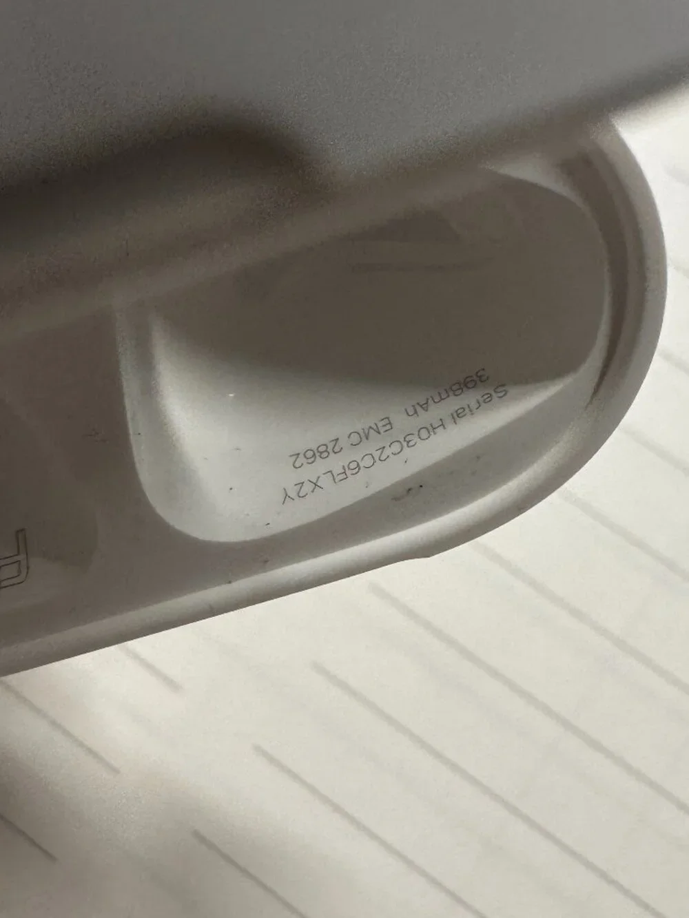 Apple AirPods 2nd Generation with Charging Case